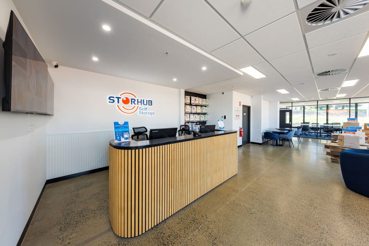 StorHub-Fyshwick-Self-storage04