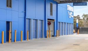 storhub-braeside-facility-loading-bay