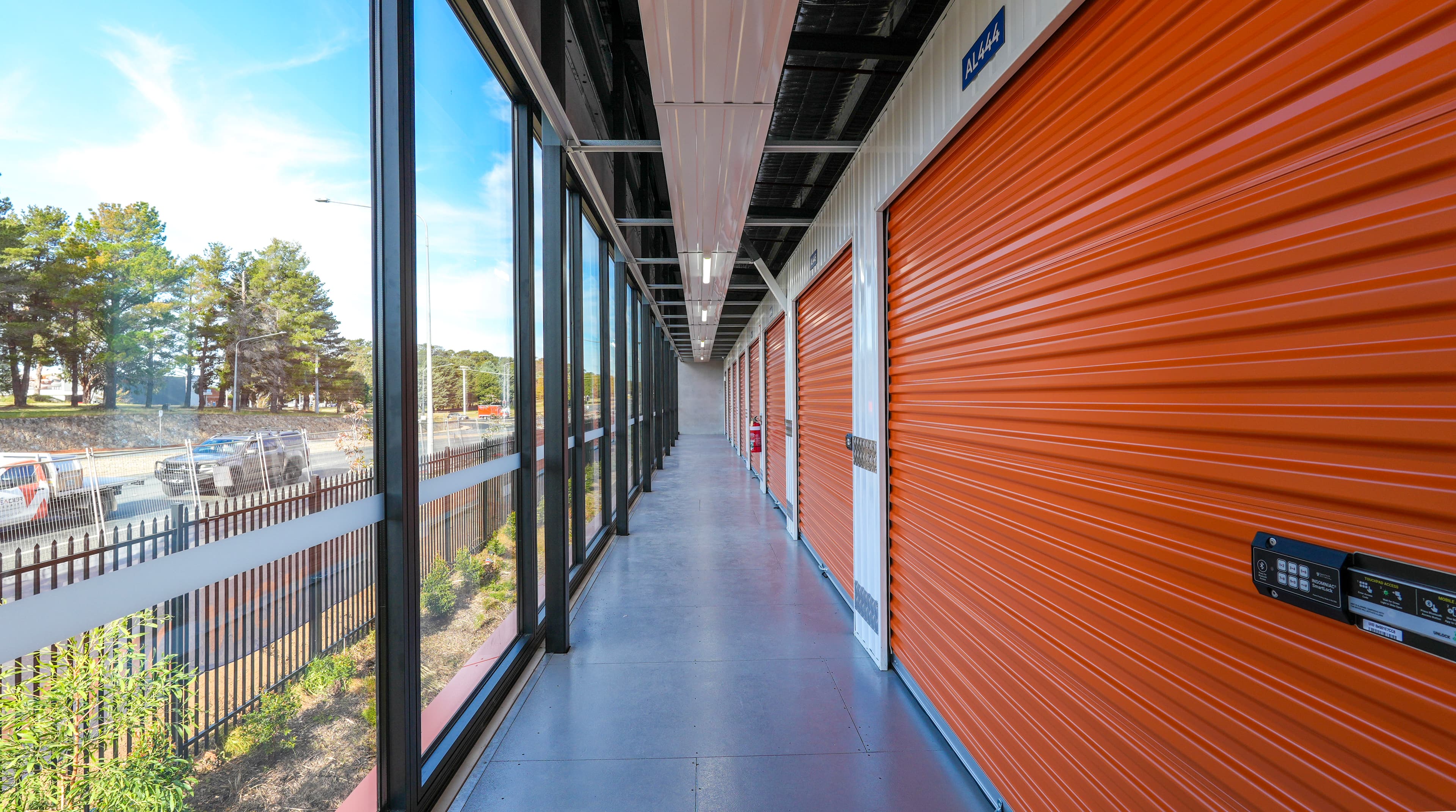 StorHub-Fyshwick-Self-storage-view