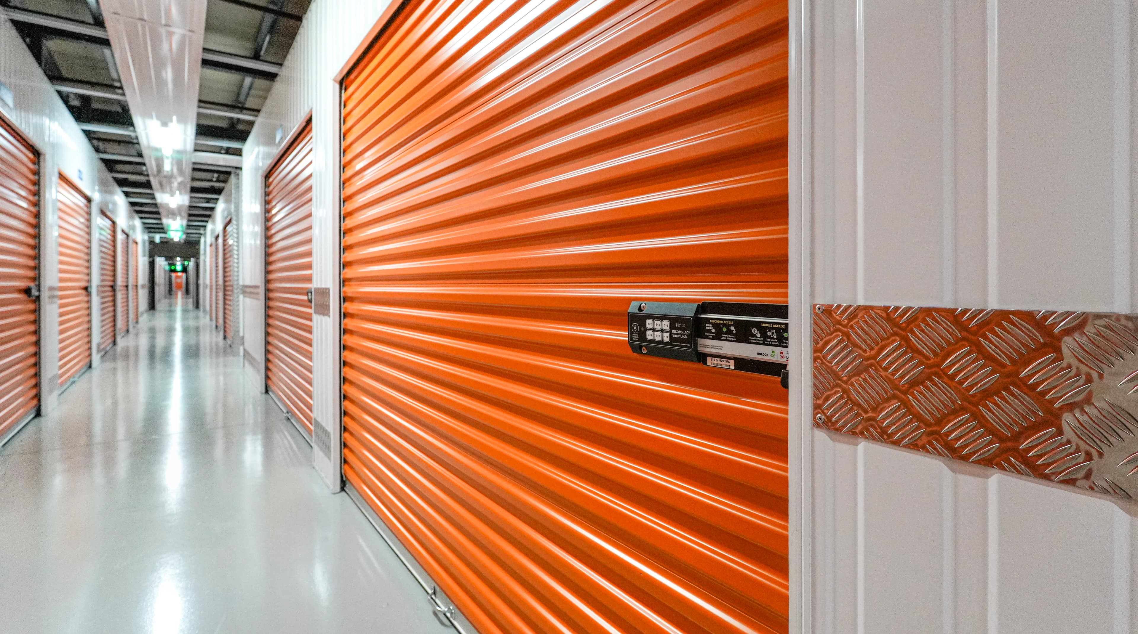 StorHub-Fyshwick-Self-storage-lock