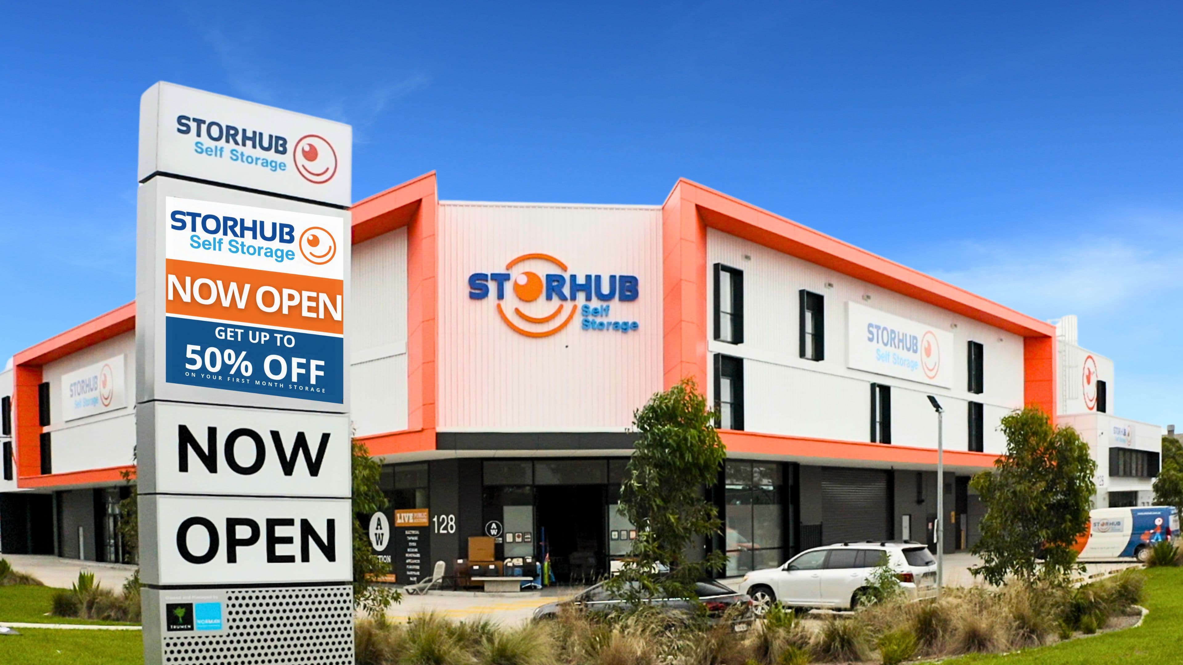 Revesby-Storage-StorHub-pylon.jpg