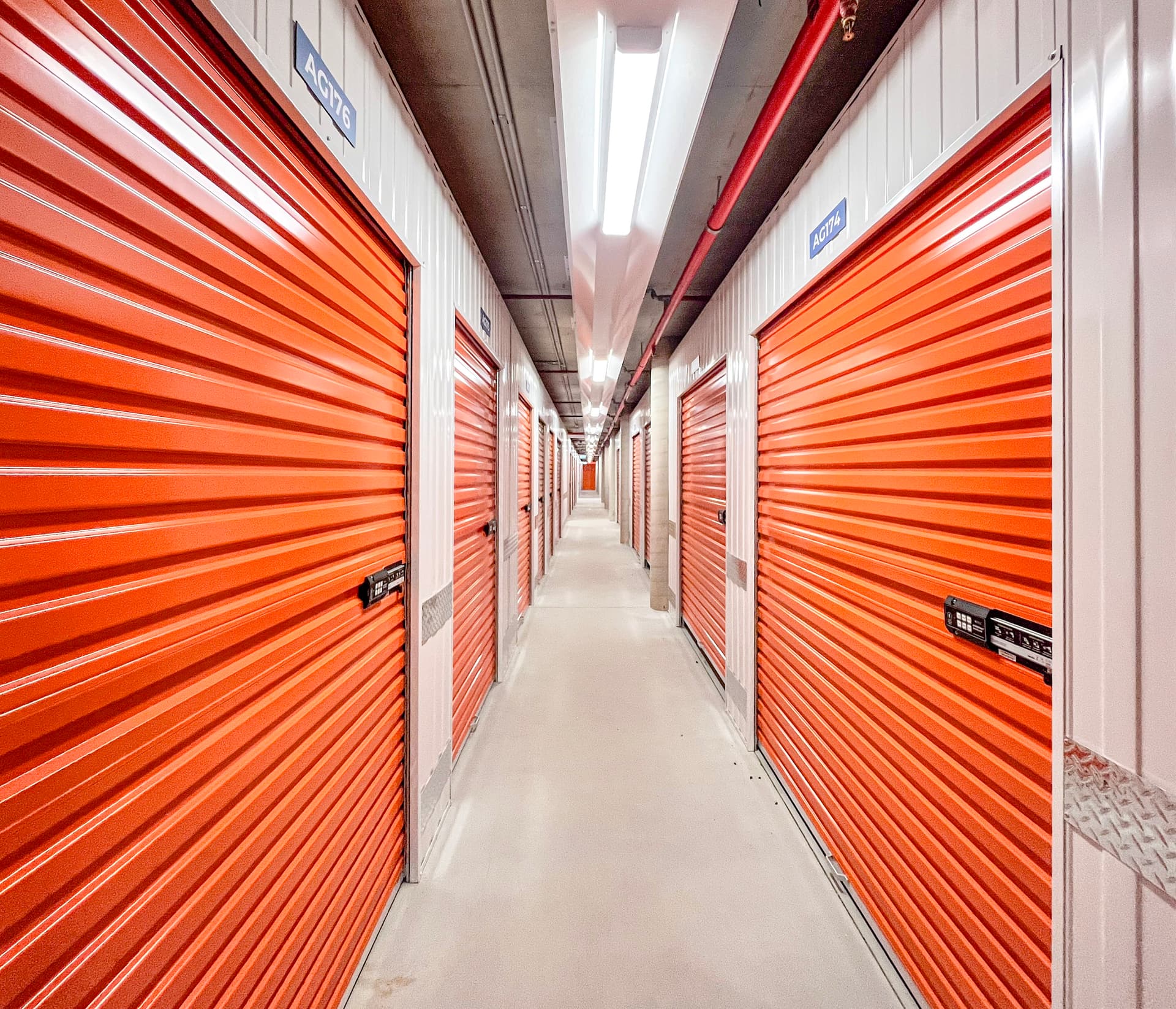 StorHub-Miranda-self-storage-1